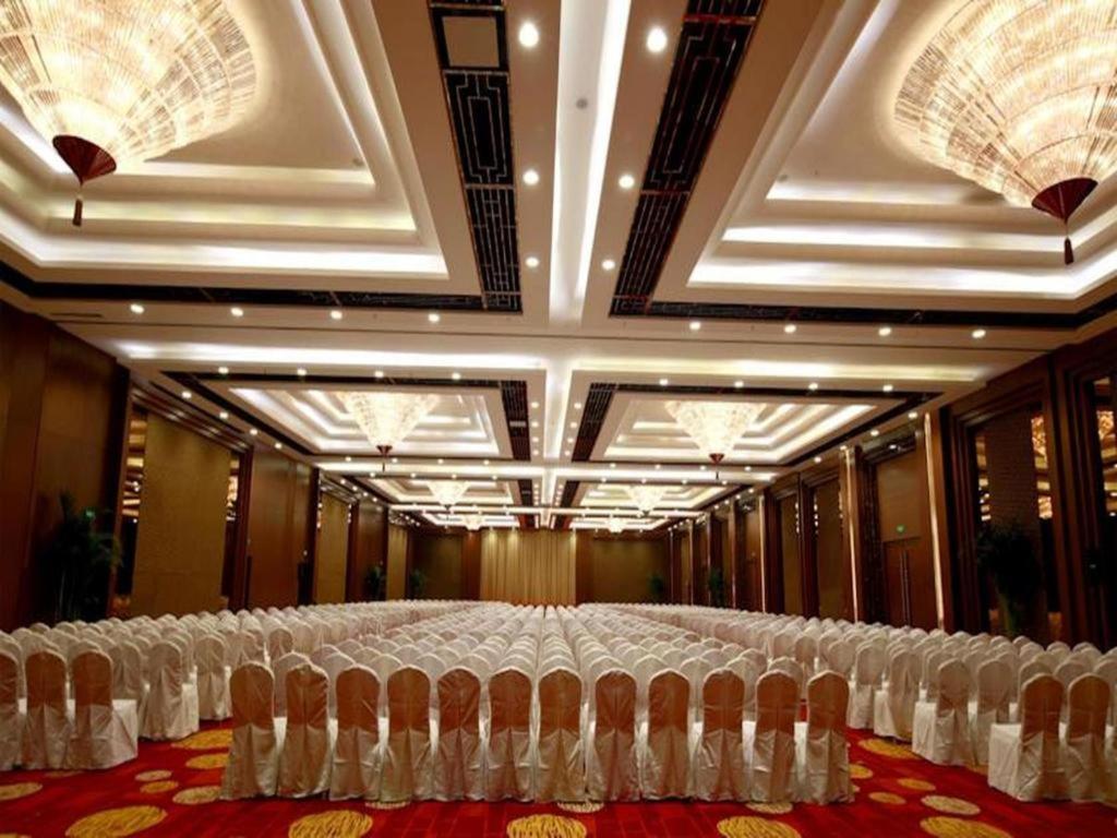 Shenyang Rayfont International Hotel Экстерьер фото