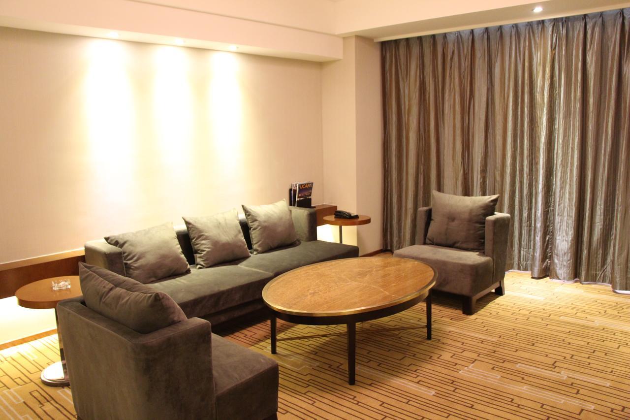 Shenyang Rayfont International Hotel Экстерьер фото