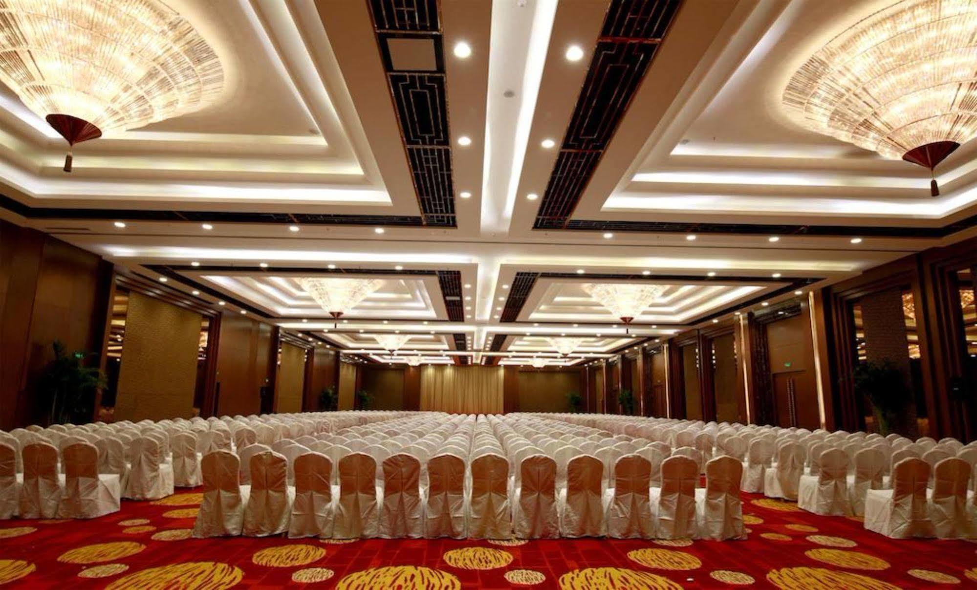 Shenyang Rayfont International Hotel Экстерьер фото