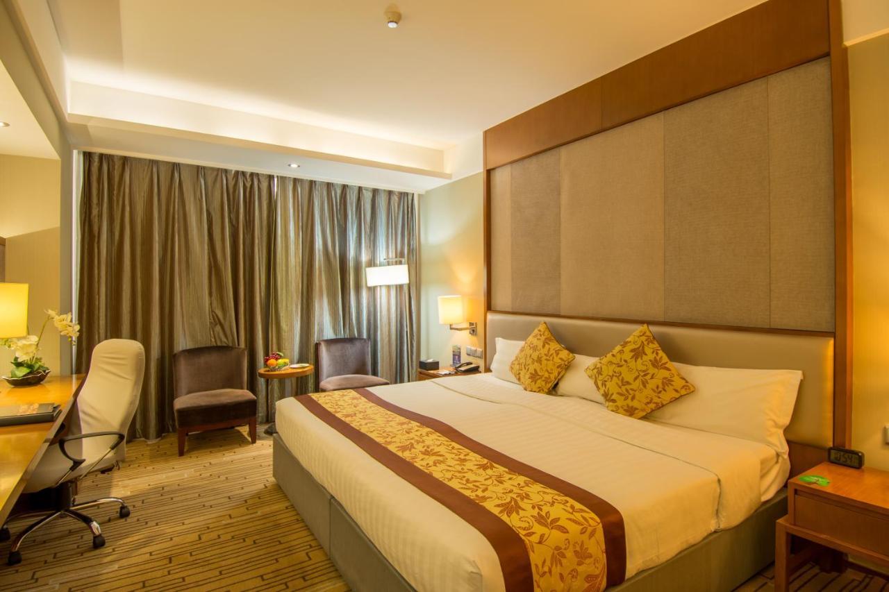 Shenyang Rayfont International Hotel Экстерьер фото